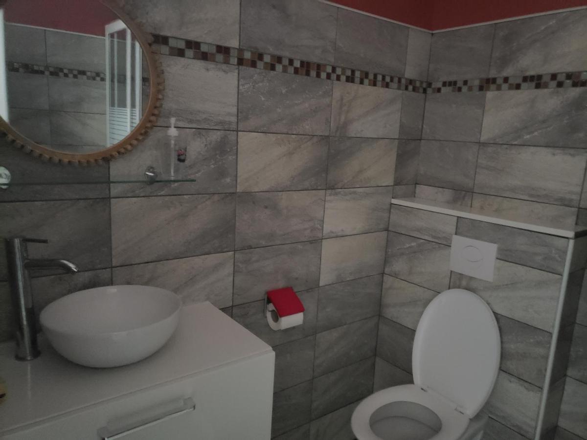 Ptit Coin Hibiscus2 Apartment Поант-Ноар Екстериор снимка